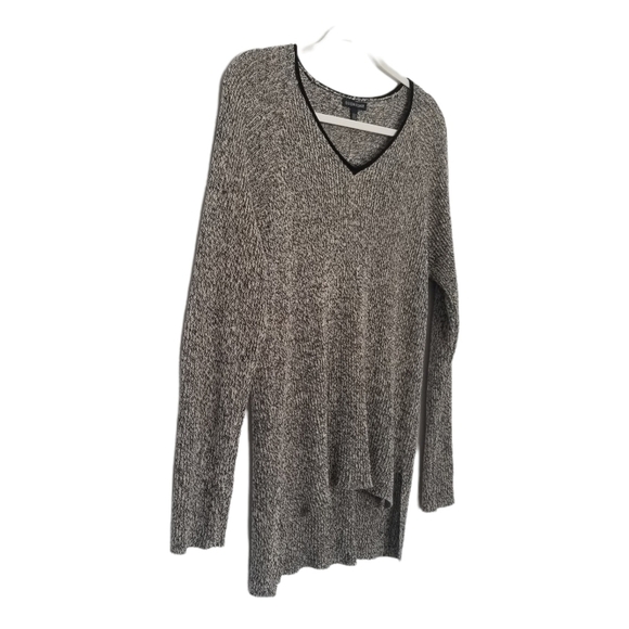 Eileen Fisher Womens Organic Cotton and Linen V-Neck Long Hi Low Sweater. - Picture 2 of 9